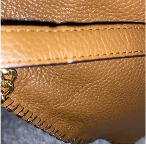 Michael Michael kors leather EUC Whip Stitching Tassel Gold hardware - Picture 6 of 17